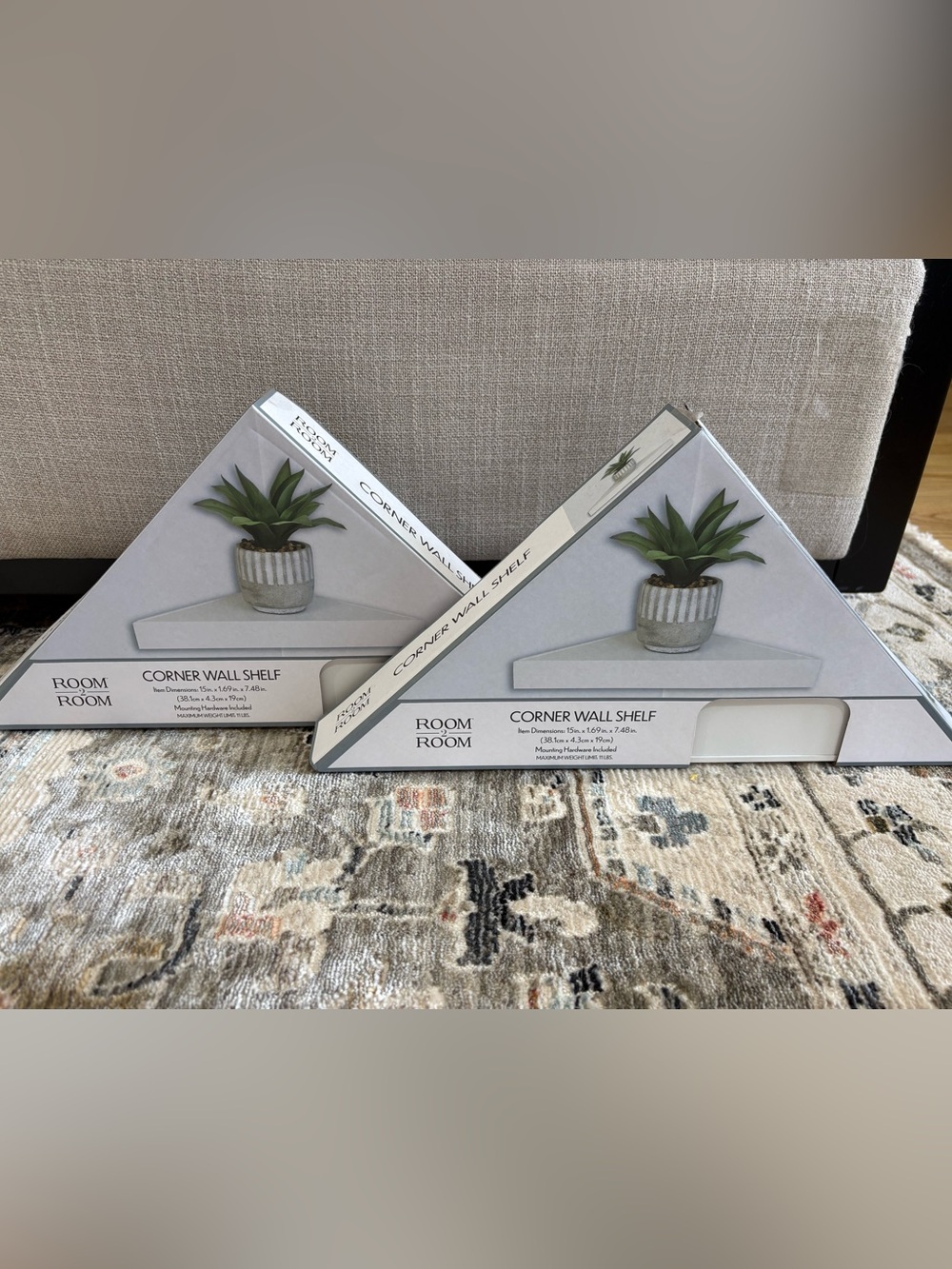 2 Corner Wall Shevlves in White